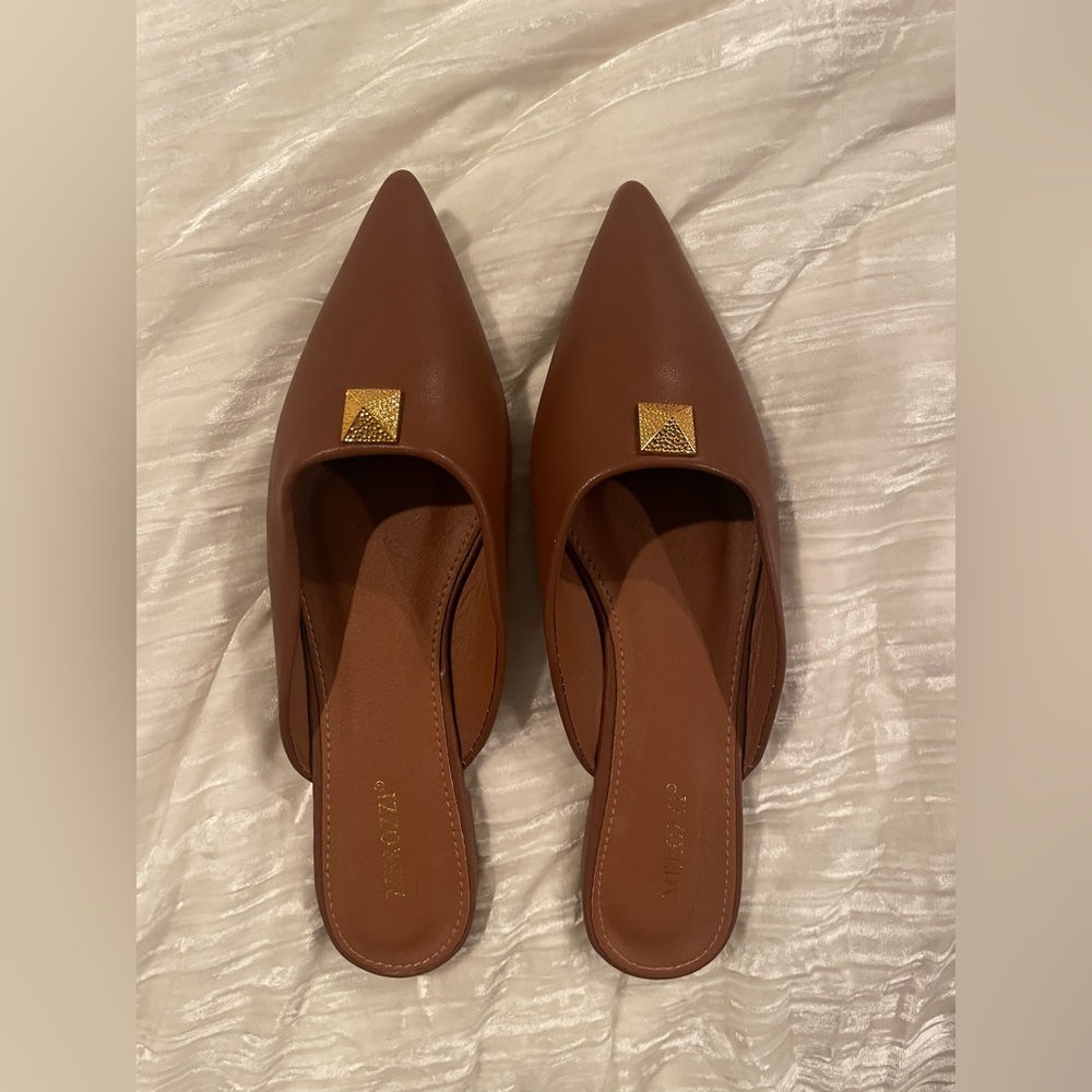 Rockstud mule